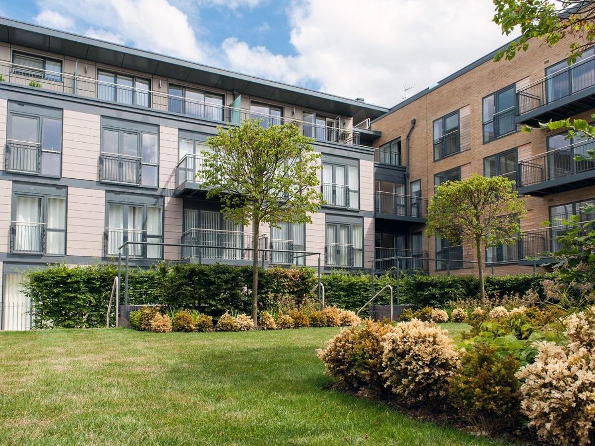 Camstay Riverside Cambridge  Exterior photo