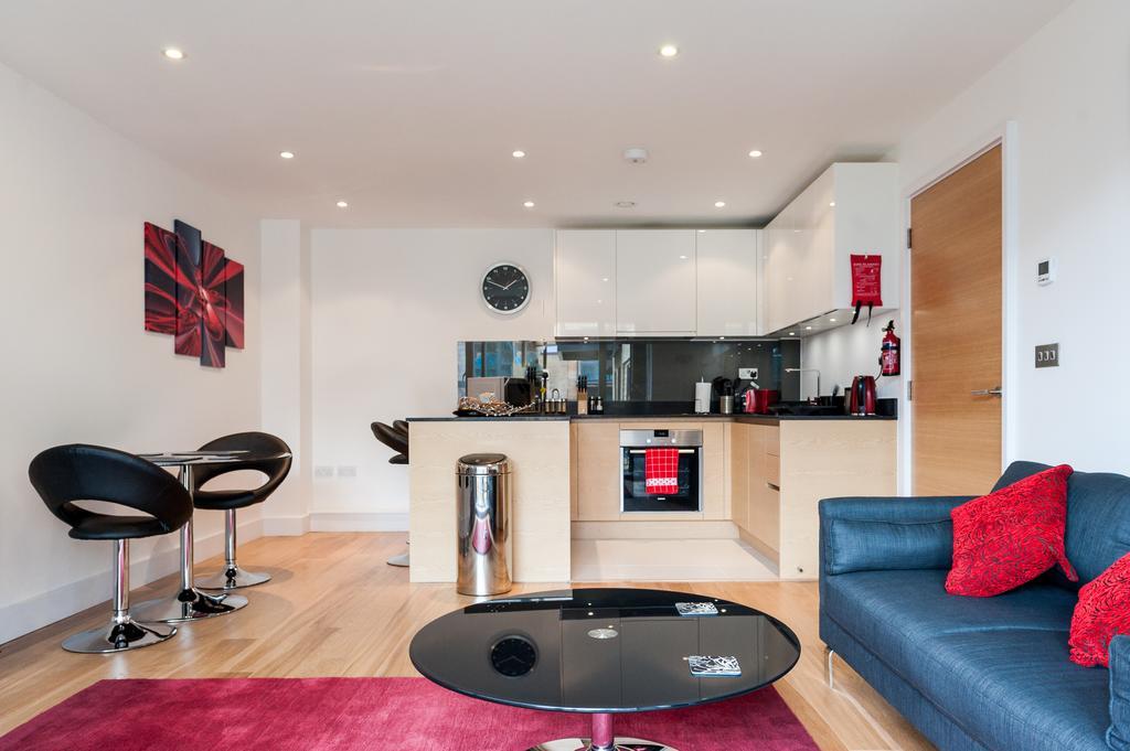 Camstay Riverside Cambridge  Room photo